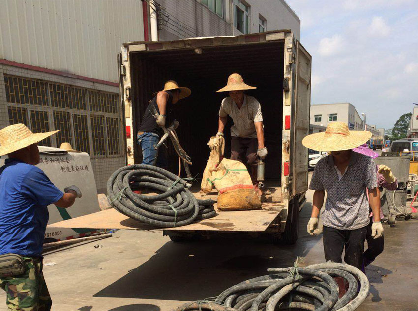 麻城一部件厂房地基出现下沉注浆加固